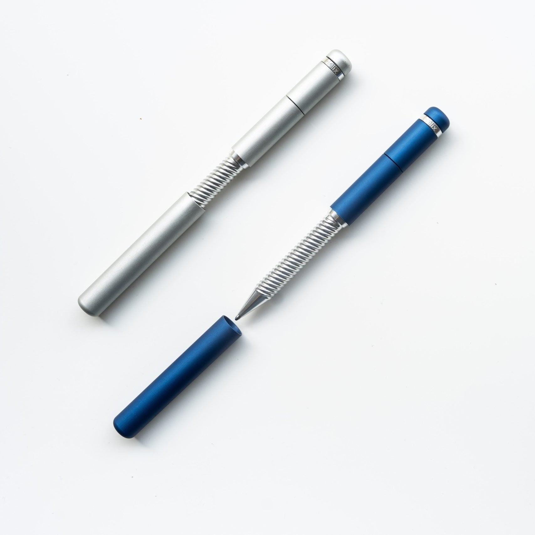 Helix Pen 2.0 grey grigia luxury penna di lusso e di design Marco Romano marcoromano.me